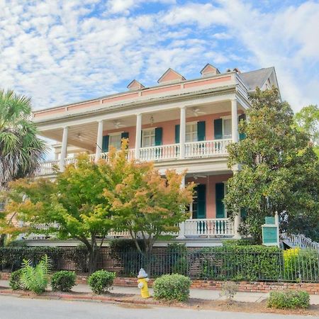 Daybed With Trundle In The Beautiful Ashley Inn 4 Blocks From King St Charleston Exterior foto