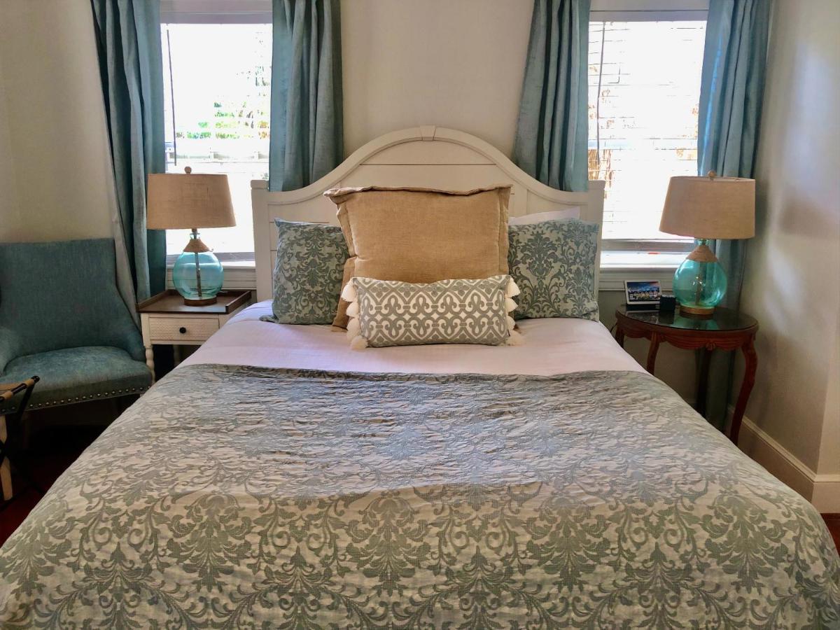 Daybed With Trundle In The Beautiful Ashley Inn 4 Blocks From King St Charleston Exterior foto