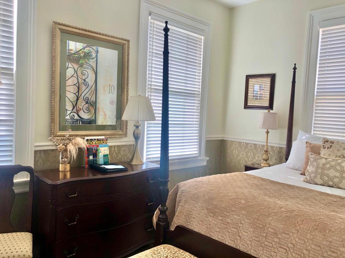 Daybed With Trundle In The Beautiful Ashley Inn 4 Blocks From King St Charleston Exterior foto
